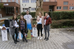 Študenti topoľčianskeho Gymnázia 17. novembra